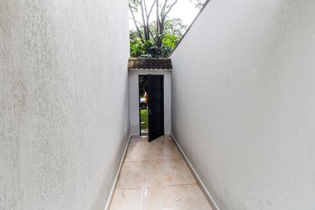 Casa de condomínio à venda com 330m², 3 quartos e 4 vagas Casa de condomínio à venda com 330m², 3 quartos e 4 vagasEntrada
