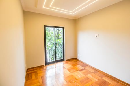 Casa de condomínio à venda com 330m², 3 quartos e 4 vagas Casa de condomínio à venda com 330m², 3 quartos e 4 vagasSuíte 4