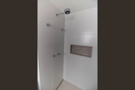 Apartamento à venda com 235m², 3 quartos e 2 vagasBanheiro da Suíte 1