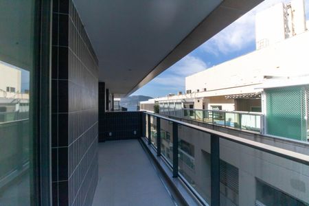Apartamento à venda com 235m², 3 quartos e 2 vagasVista da Suíte 3
