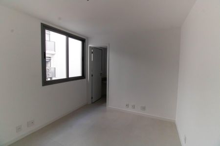 Apartamento à venda com 235m², 3 quartos e 2 vagasSuíte 1