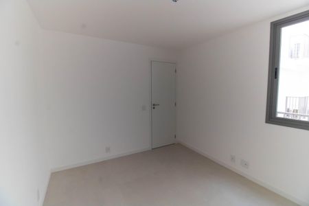 Apartamento à venda com 235m², 3 quartos e 2 vagasSuíte 1