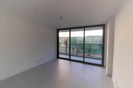 Apartamento à venda com 235m², 3 quartos e 2 vagasSuíte 2