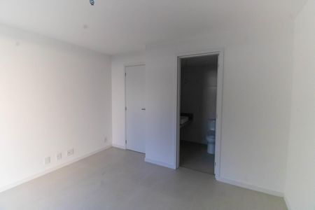Apartamento à venda com 235m², 3 quartos e 2 vagasSuíte 3