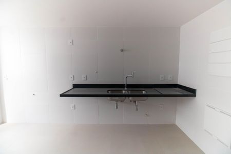 Apartamento à venda com 235m², 3 quartos e 2 vagasCozinha e Área de Serviço