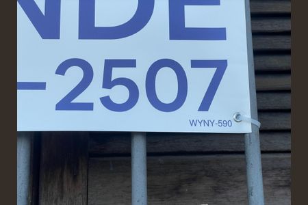 Casa à venda com 298m², 4 quartos e 2 vagasWYNY-590