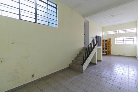 Casa à venda com 298m², 4 quartos e 2 vagasCasa 1 - Cozinha  