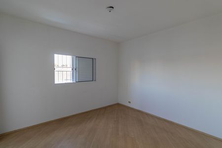 Casa à venda com 298m², 4 quartos e 2 vagasCasa 2 - Quarto 2
