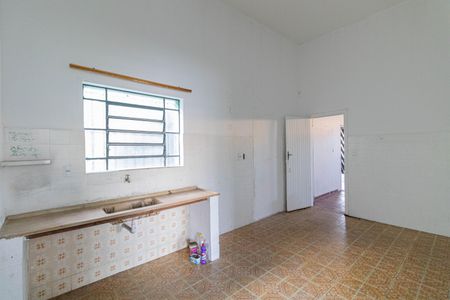 Casa à venda com 298m², 4 quartos e 2 vagasCasa 1 - Cozinha  