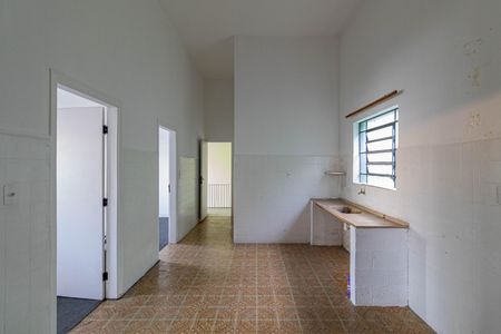 Casa à venda com 298m², 4 quartos e 2 vagasCasa 1 - Cozinha  
