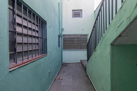 Casa à venda com 298m², 4 quartos e 2 vagasCorredor 