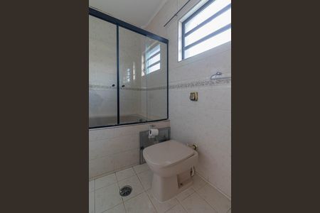 Casa à venda com 298m², 4 quartos e 2 vagasCasa 2 - Banheiro