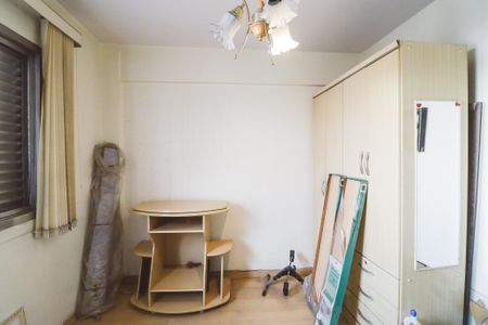 Apartamento à venda com 82m², 2 quartos e 1 vagaQuarto 2