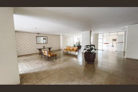 Apartamento à venda com 82m², 2 quartos e 1 vagaHall de entrada