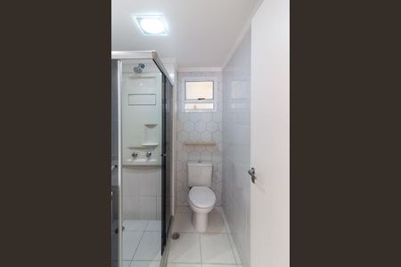 Apartamento à venda com 73m², 2 quartos e 1 vaga Apartamento à venda com 73m², 2 quartos e 1 vagaBanheiro Social