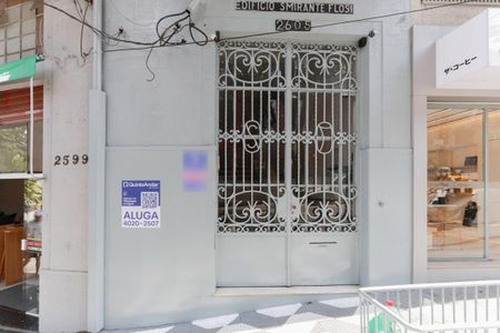 Apartamento para alugar com 55m², 2 quartos e sem vagaFachada 