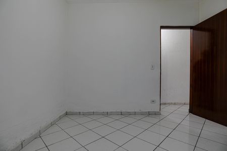 Casa de condomínio para alugar com 60m², 2 quartos e 2 vagas Casa de condomínio para alugar com 60m², 2 quartos e 2 vagasQuarto 1