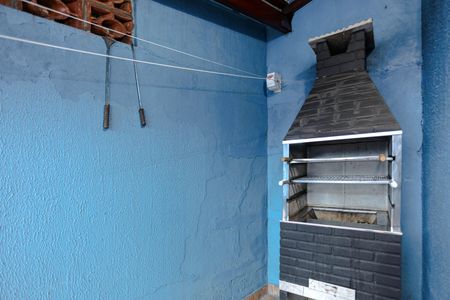 Casa de condomínio para alugar com 60m², 2 quartos e 2 vagas Casa de condomínio para alugar com 60m², 2 quartos e 2 vagasChurrasqueira