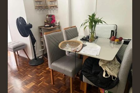 Sala de apartamento para alugar com 2 quartos, 57m² em Barro Preto, Belo Horizonte