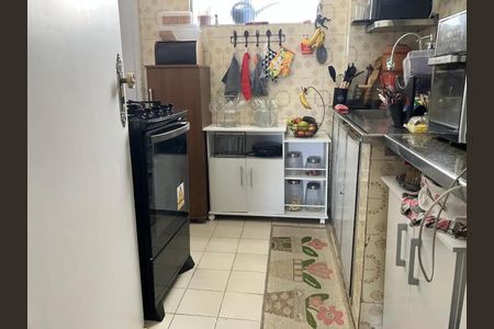 Cozinha de apartamento para alugar com 2 quartos, 57m² em Barro Preto, Belo Horizonte