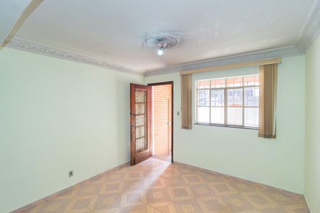 Casa à venda com 139m², 2 quartos e sem vagaSala