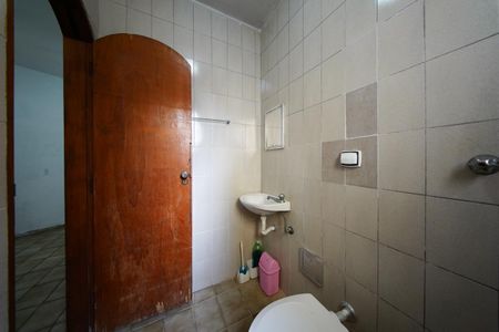 Banheiro da Suíte de casa para alugar com 1 quarto, 50m² em Jardim Danfer, São Paulo