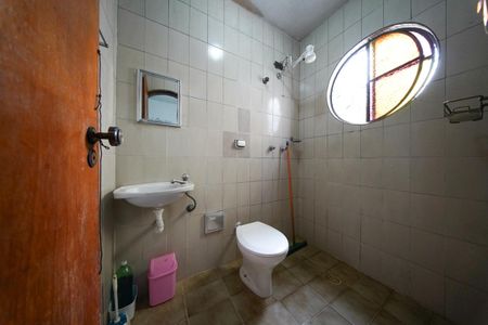 Banheiro da Suíte de casa para alugar com 1 quarto, 50m² em Jardim Danfer, São Paulo