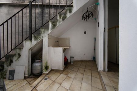 Casa para alugar com 50m², 1 quarto e sem vagaÁrea de Serviço