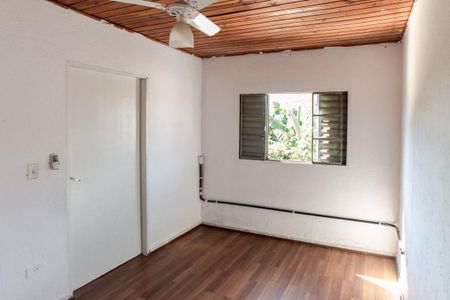 Casa para alugar com 55m², 2 quartos e sem vagaQuarto