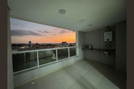 Apartamento para alugar com 73m², 2 quartos e 1 vagaVaranda