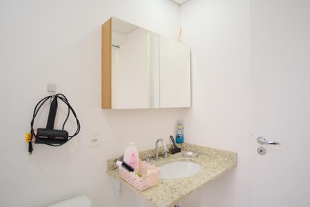 Apartamento à venda com 124m², 4 quartos e 2 vagasBanheiro Social