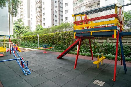 Apartamento para alugar com 87m², 3 quartos e 2 vagasÁrea comum - Playground