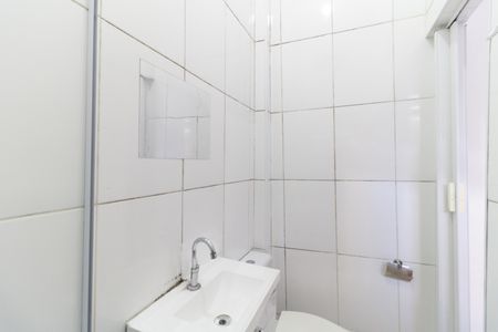 Banheiro de casa para alugar com 1 quarto, 15m² em Cursino, São Paulo