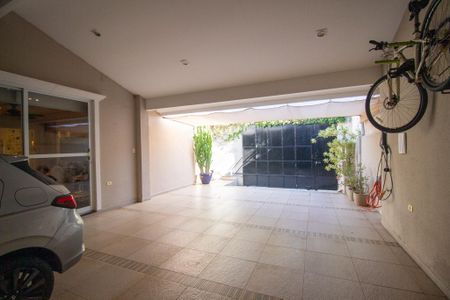 Casa para alugar com 400m², 4 quartos e 4 vagasGaragem 