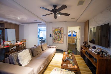 Casa para alugar com 400m², 4 quartos e 4 vagasSala 