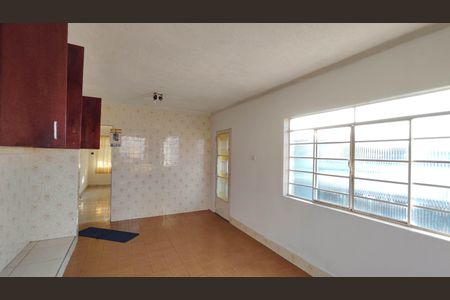 Casa para alugar com 70m², 2 quartos e 1 vagaCozinha