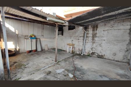 Casa para alugar com 70m², 2 quartos e 1 vagaÁrea de Serviço e Quintal