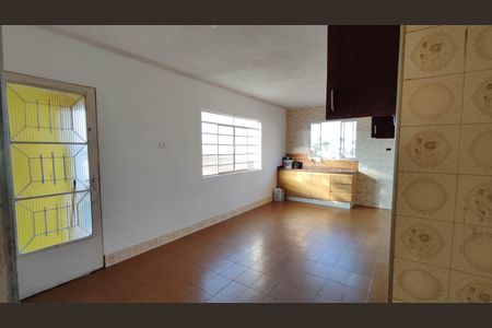 Casa para alugar com 70m², 2 quartos e 1 vagaCozinha