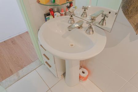 Apartamento à venda com 49m², 1 quarto e 1 vaga Apartamento à venda com 49m², 1 quarto e 1 vagaBanheiro