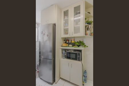 Apartamento à venda com 49m², 1 quarto e 1 vaga Apartamento à venda com 49m², 1 quarto e 1 vagaCozinha e Área de Serviço