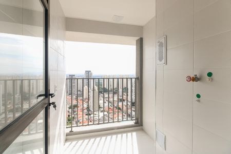 Apartamento à venda com 68m², 2 quartos e 1 vagaÁrea de Serviço 