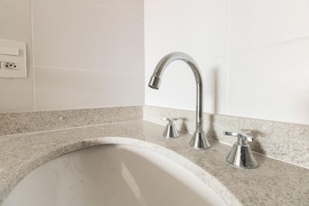 Apartamento à venda com 68m², 2 quartos e 1 vagaBanheiro Suíte 