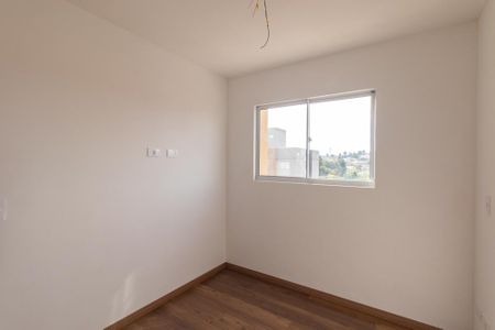 Quarto 1 de apartamento para alugar com 2 quartos, 46m² em Atuba, Curitiba