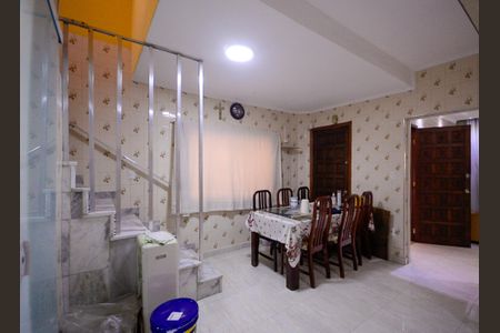 Casa para alugar com 200m², 3 quartos e 2 vagas Casa para alugar com 200m², 3 quartos e 2 vagasCozinha
