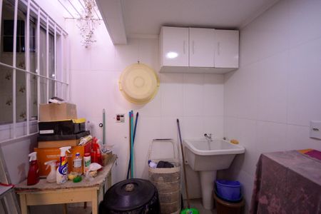 Casa para alugar com 200m², 3 quartos e 2 vagas Casa para alugar com 200m², 3 quartos e 2 vagasÁrea de Serviço
