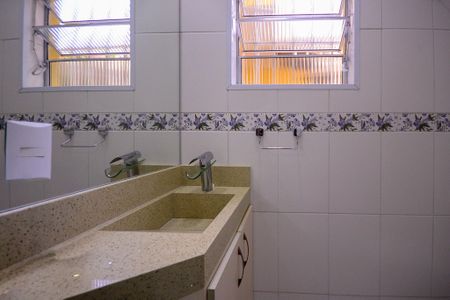 Casa para alugar com 200m², 3 quartos e 2 vagas Casa para alugar com 200m², 3 quartos e 2 vagasLavabo