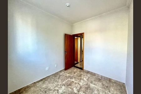 Casa para alugar com 3 quartos, 94m² em Santa Amelia, Belo Horizonte