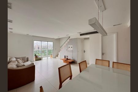 Apartamento para alugar com 116m², 2 quartos e 2 vagas Apartamento para alugar com 116m², 2 quartos e 2 vagasSala