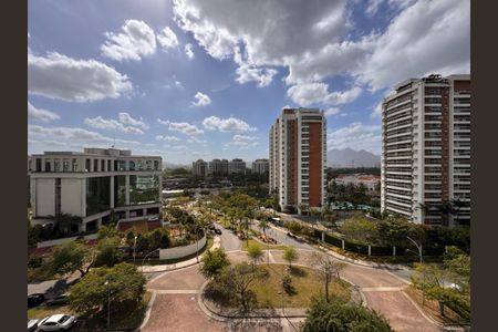 Varanda - Vista de apartamento para alugar com 2 quartos, 116m² em Barra da Tijuca, Rio de Janeiro