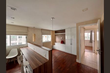 Apartamento para alugar com 116m², 2 quartos e 2 vagas Apartamento para alugar com 116m², 2 quartos e 2 vagasSuíte